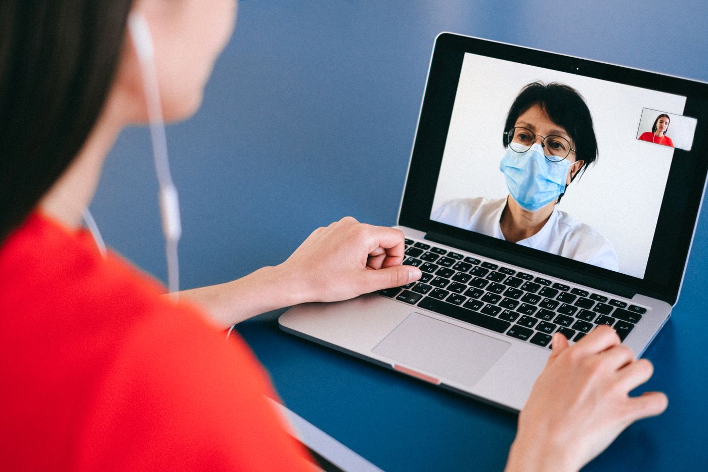 Consulta médica en línea por videollamada